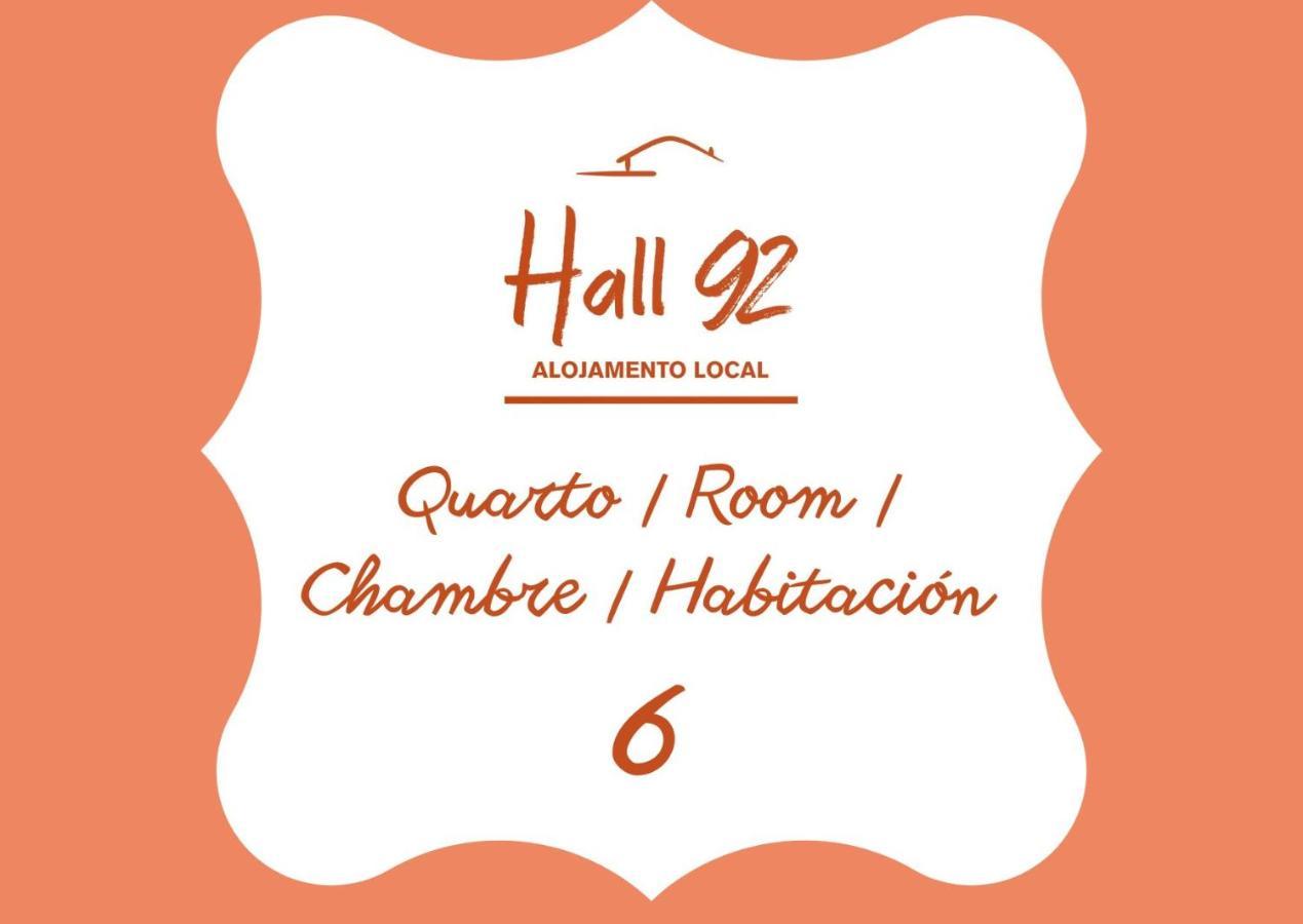 Hall 92 Quartos Com Wc Em Moradia Com Piscina A-Das-Lebres Loures Exterior foto